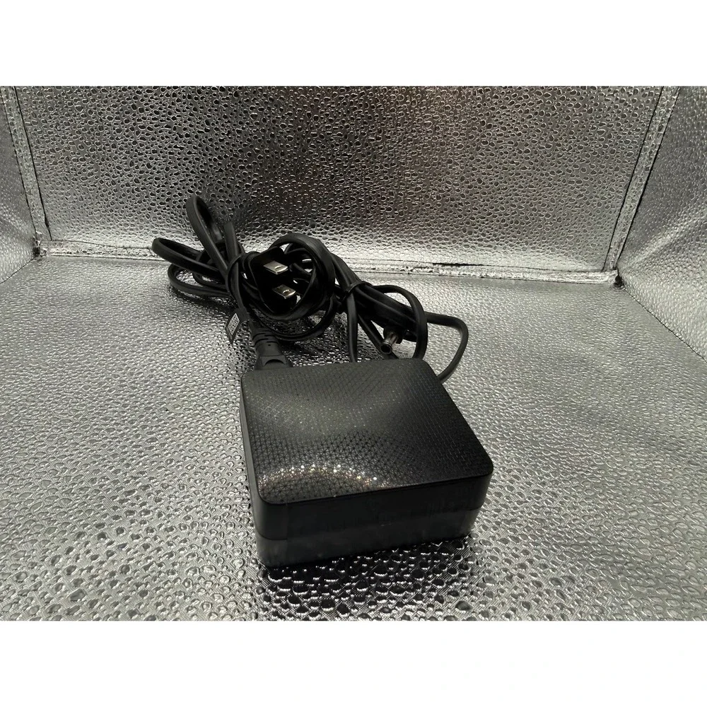 Samsung Monitor‎ Power Cord 25W BN44-00989A A2514 RPN 14V 1.79A AC Adaptor